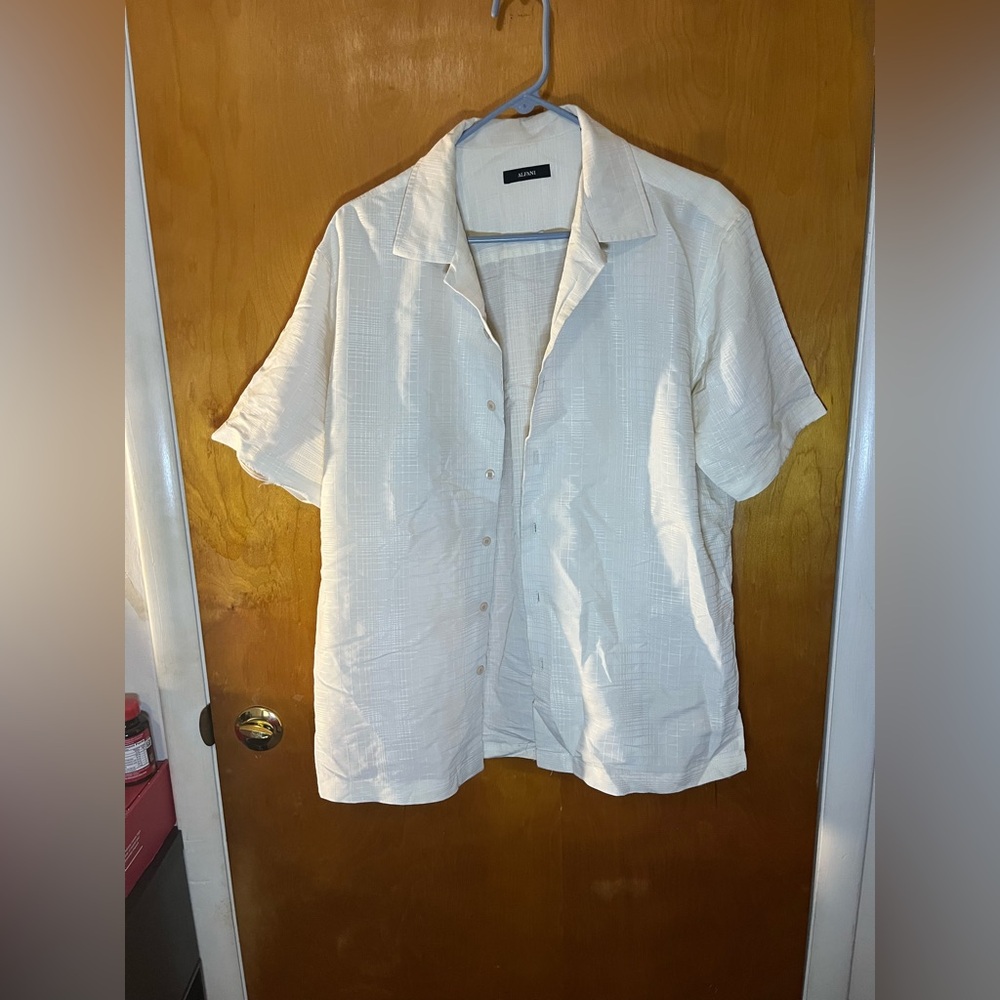 Alfani Ivory Textured Short Sleeve Shirt